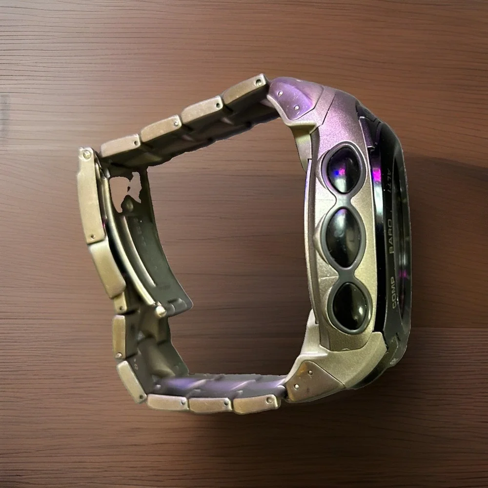 Rare Japan Solar Casio Sport Pathfinder Paw-1200T Titanium bracelet